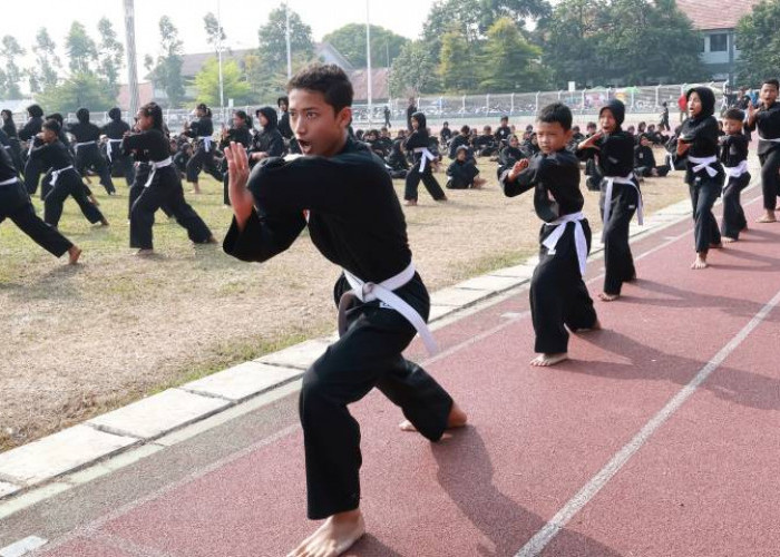 Pecahkan Rekor MURI, 5.021 Pelajar Tangerang Tampilkan Pencak Silat Serentak di Stadion Benteng Reborn