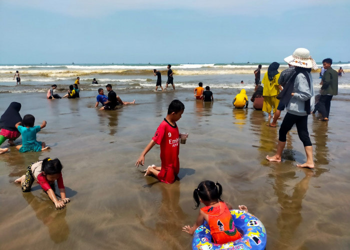 Pantai Bagedur, Cocok untuk Liburan Akhir Tahun Ini Harga Timenya 