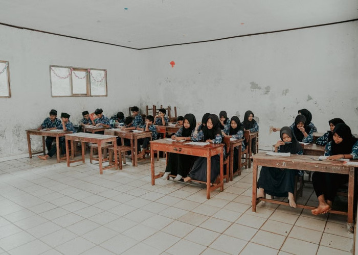 Literasi Keuangan Generasi Muda Banten Diperkuat Lewat Program LIKE IT 2026