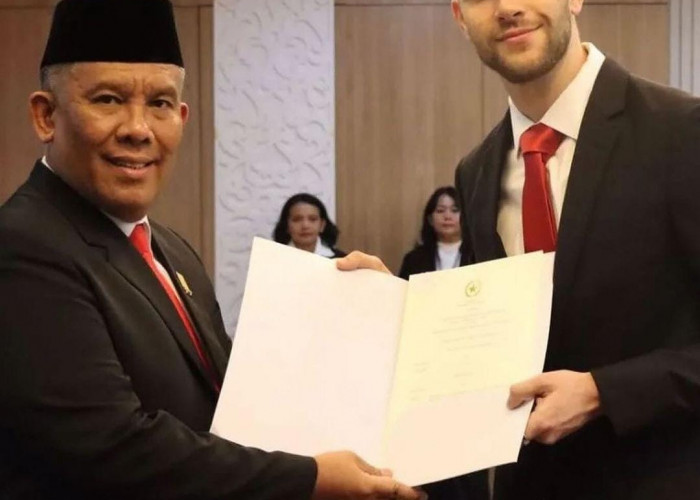 Maarten Paes Resmi Jadi WNI, Siap Bela Timnas Indonesia