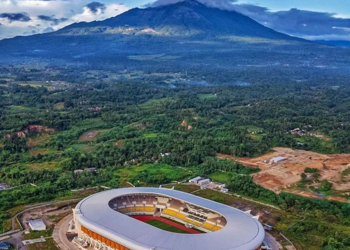 Banten International Stadium Menurut Netizen: Pemeliharaan Elit, Disewa Syulit