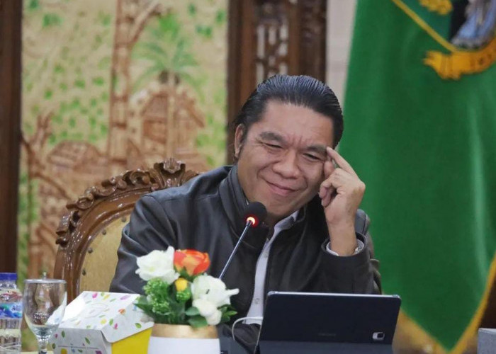 Pj Gubernur Banten Al Muktabar Akan Bagi-bagi Saham ke Pemerintah Kabupaten Kota