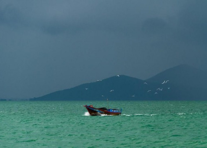 Dihantam Arus Kencang, Dua Kapal Wisata Tabrakan di Selat Padar Labuan Bajo