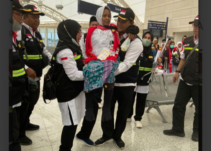 Layani Jemaah Haji, Kemenkes Siapkan Tim Kesehatan di 2 Bandara di Arab Saudi 