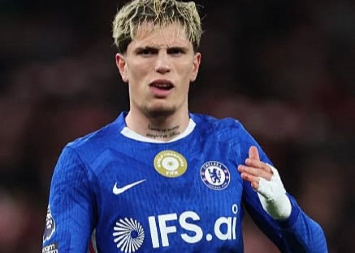 Nicky Butt Sebut Sikap Garnacho Terlalu Cepat Merasa Jadi Bintang