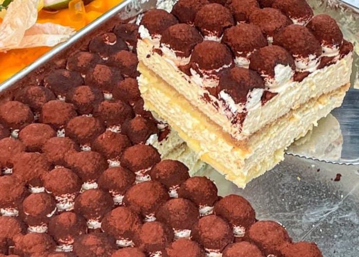Tiramisu Cake Sodok Viral, Dessert Lembut Tanpa Oven yang Digemari Anak Muda