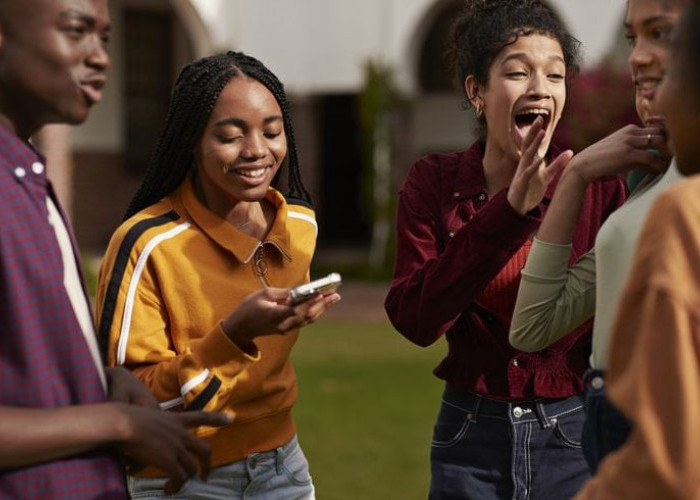 FOMO Lifestyle, Gen Z Diingatkan Bahaya Pinjol buat Gaya Hidup