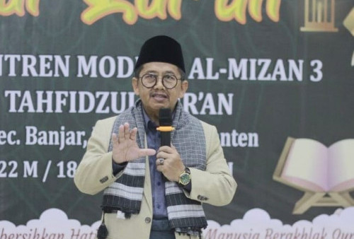 Tahfiz Quran Akan Banyak Dapat Fadilah, Salah Satunya Dipakaikan Mahkota Karomah 