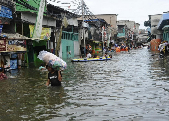BMKG Ingatkan Ancaman Rob, Gelombang Pasang Mengintai Pesisir hingga Oktober