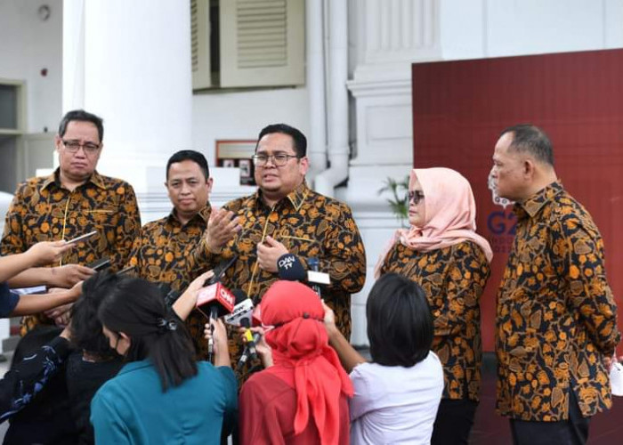 Jokowi Terima Anggota Bawaslu Periode 2022-2027, Ini yang Dibahas 