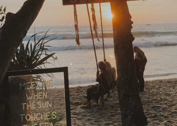 Pantai Pandan Carita, Tempat Wisata Kekinian yang Disebut Balinya Kabupaten Pandeglang