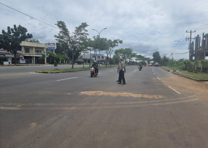 Mobil Vs Motor, PNS Pemprov Banten Tewas di Jalan Syekh Nawawi Albantani