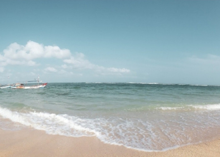 Wisata Pantai yang Dekat Dari Bandung, Bisa Ikut Lepas Penyu di Sore Hari