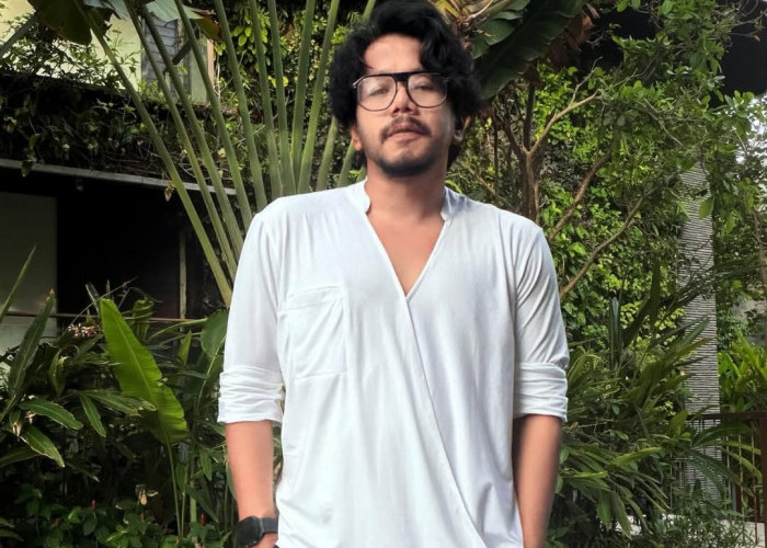 Kesejahteraan Guru Honorer Memprihatinkan, Ferry Irwandi Soroti Hambatan Birokrasi