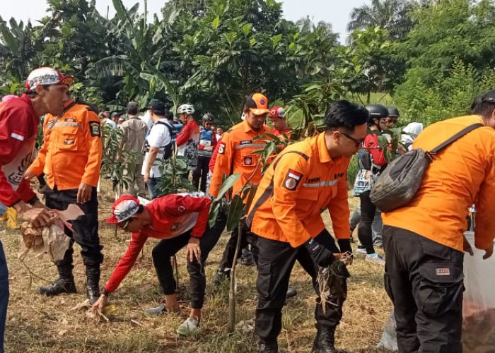 Pemprov Banten Giatkan Gerakan Tanam Pohon dan Bersih-bersih Sungai