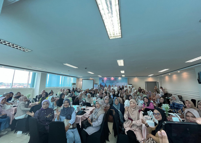 Wardah Gelar Beauty Class Spesial Hari Ibu, Dorong Perempuan Lebih Percaya Diri