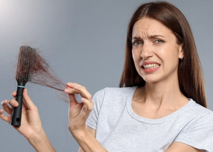 Rambut Rontok Tak Selalu Karena Stres, Bisa Jadi Tanda Tubuh Kekurangan Nutrisi