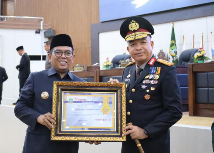 Kapolda Banten Raih Penghargaan dari Gubernur Usai Pengamanan Mudik Lebaran 2026 Berjalan Lancar