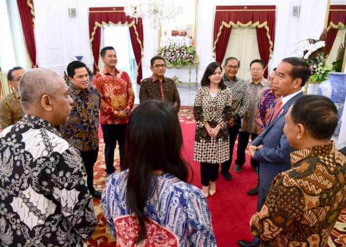 Erick Thohir dan Pengurus PSSI Temui Jokowi di Istana, Ini yang Dibahas 