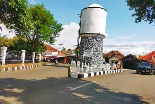 Istana Surosowan Banten Dihancurkan, Pemerintah Belanda Bentuk Kabupaten Pandeglang