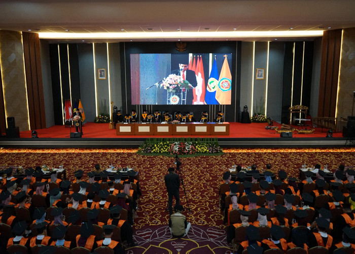 UNSERA Gelar Wisuda, 777 Lulusan Perkuat Komitmen Cetak SDM Unggul di Banten