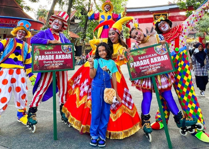 Rangkaian Acara Festival Imlek di Dufan, Pertunjukan Kungfu Hingga Parade Barongsai