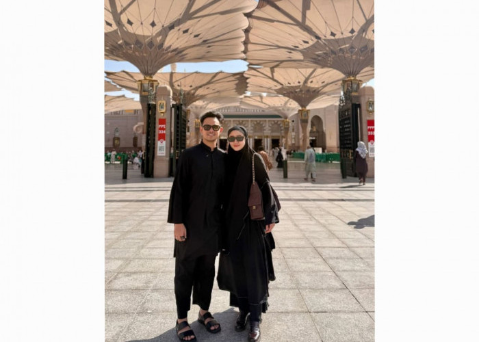 Ramadan Penuh Berkah, Febby Rastanty dan Suami 'Pacaran Halal' Sambil Ibadah di Tanah Suci