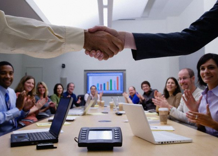Bertahan Hidup Tanpa Orang Dalam dan Kemampuan Networking
