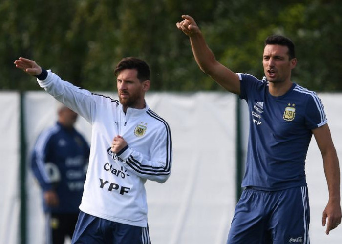 Piala Dunia 2026 Dekat, Lionel Scaloni Berharap Lionel Messi Tunda Pensiun dari Timnas Argentina
