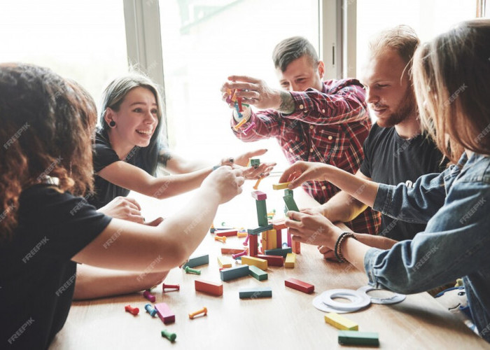 5 Board Game Terseru yang Bisa Dimainkan Pada Malam Tahun Baru Bersama Keluarga
