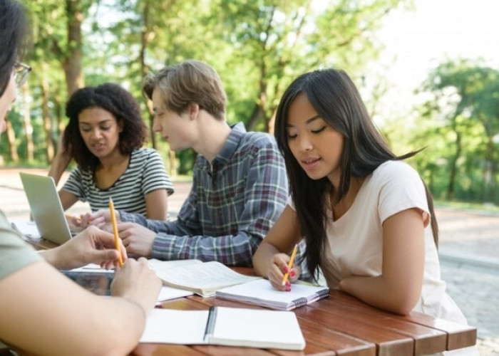 Daftar Jurusan Kuliah yang Paling Disesali Oleh Mahasiswa Setelah Lulus, Pendidikan? Ini Jawabannya