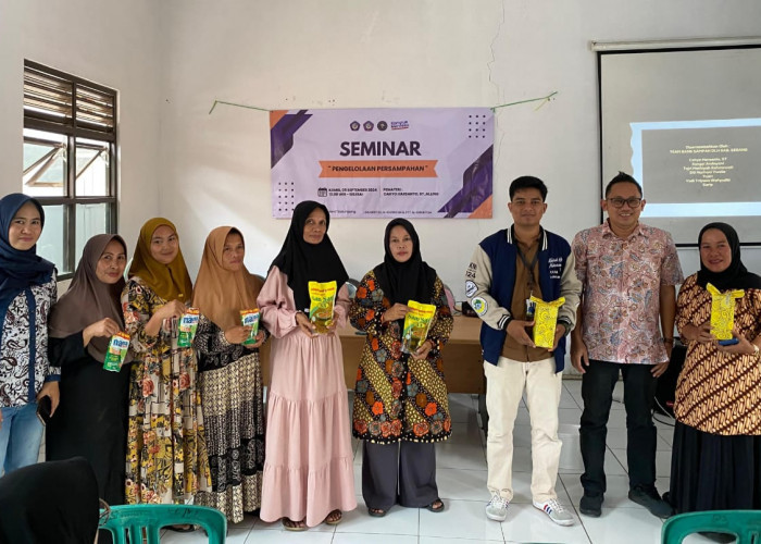 Mahasiswa KKM Unival dan STIT Al-Khairiyah Sukses Gelar Seminar Pengelolaan Sampah di Desa Kalumpang