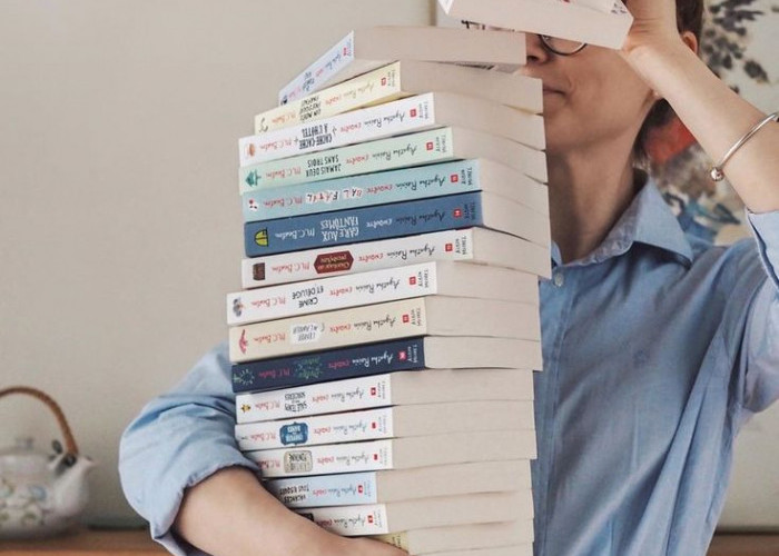 Mengenal Tsundoku, Fenomena Menumpuk Buku Tanpa Sempat Membacanya