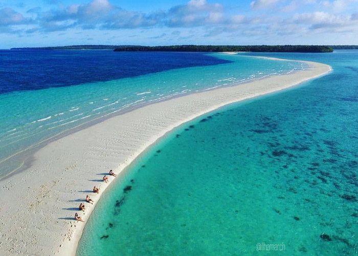 6 Pantai Hidden Gem di Indonesia yang Jarang Diketahui