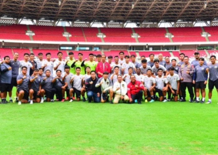Sambangi Stadion GBK, Jokowi Semangati Timnas U-20