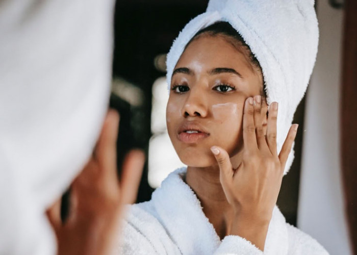 5 Skincare Lokal di Bawah Rp50 Ribu yang Bikin Kulit Glowing, Budget Anak Muda Tetap Aman