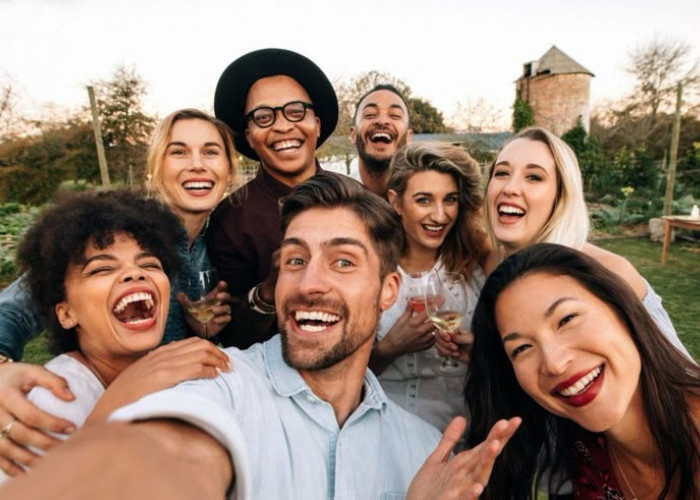 Fenomena Membenci Gaya Parenting Orang Tua yang Justru Terulang di Masa Dewasa