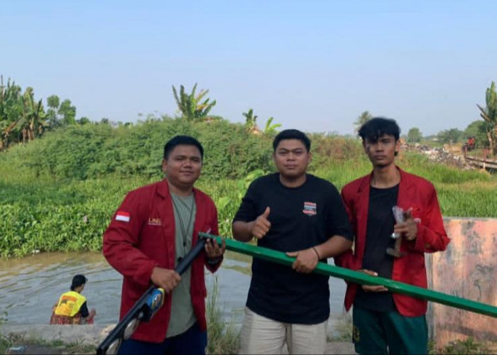 2 PLTS Berhasil Dibuat Mahasiswa KKM 26 UNIBA di Desa Linduk Kecamatan Pontang