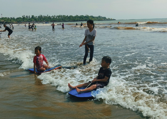 7 Rekomendasi Pantai Terbaik di Banten yang Wajib Dikunjungi untuk Libur Sekolah
