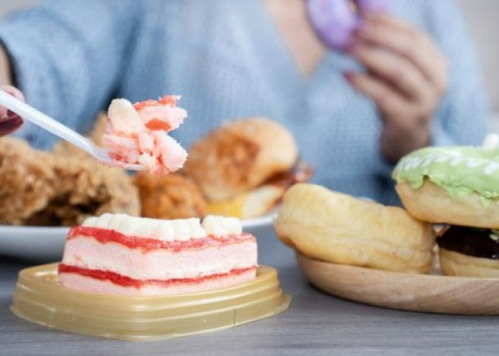 Sering Craving Makanan Manis Sehabis Makan Utama? Dokter Gizi Bagikan Tips Trik Pembagian Piring 