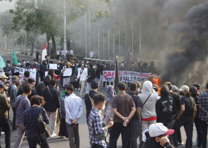 BEM UI Gelar Aksi Demo Hari ini, Hindari Jalan-Jalan Berikut ini Jika Tidak Ingin Terjebak Macet