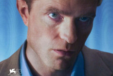 Robert Pattinson Jadi Chris Hansen di Film Thriller Primetime