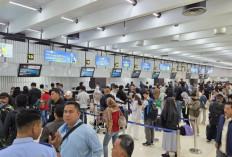 Erupsi Gunung Anak Krakatau Ganggu Penerbangan Soetta, Lion Air Beri Konsumsi bagi Penumpang Tertahan