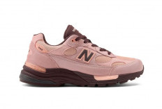 New Balance Hadirkan Made in USA 992 dengan Colorway Cerah “Pink Chalk”