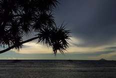 Liburan santai ke Pantai Karang Tumpeng: Spot Ngumpet di Carita yang Masih Asri 