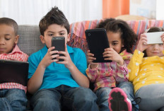 Anak Main HP 5–7 Jam Sehari? Ini Tips Orangtua Mengatur Screen Time agar Tetap Sehat