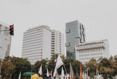 Dua Kubu Turun ke DPR, Tuntutan Berseberangan Warnai Demo 27 Agustus 2026