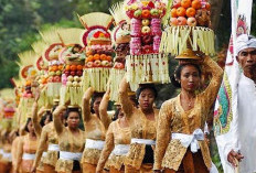 Khidmat Perayaan Hari Raya Galungan di Berbagai Daerah Indonesia