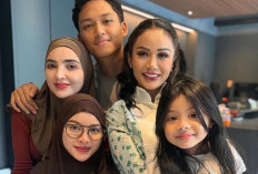 Momen Hangat Kris Dayanti dan Ashanty Siapkan Hari Bahagia Azriel Hermansyah