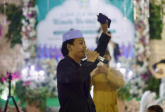 Menebar Kebaikan Lewat Sholawat, Cara Afandi Sentuh Hati Anak Muda